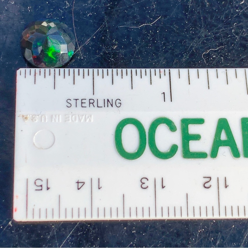 Natural 1.54 Cts Ethiopian Welo Faceted Smoked Opal - Picture 9 of 17